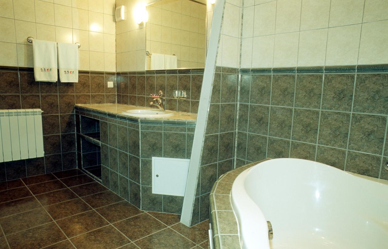 Park Hotel Kiev Dış mekan fotoğraf