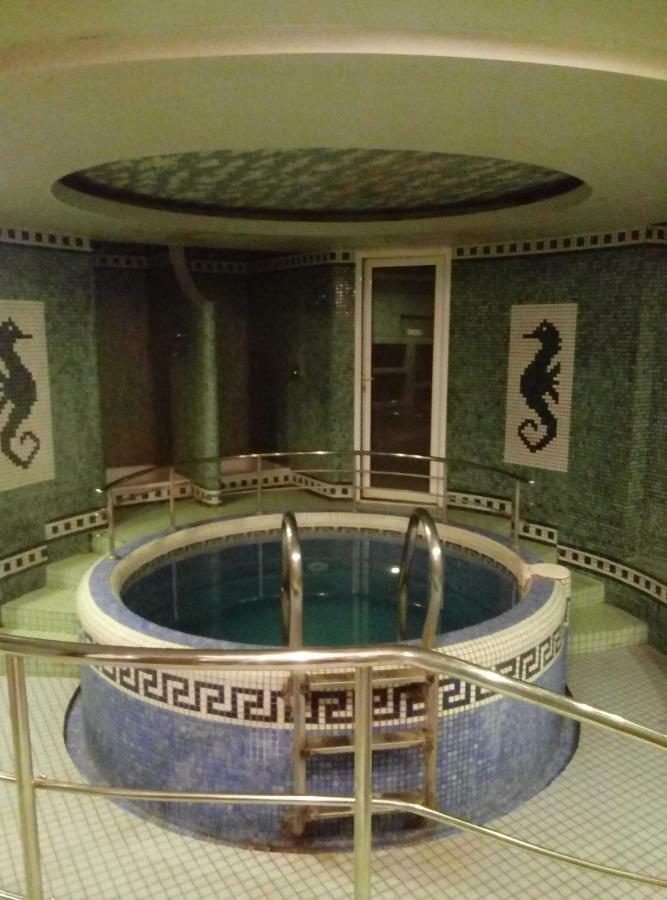 Park Hotel Kiev Dış mekan fotoğraf